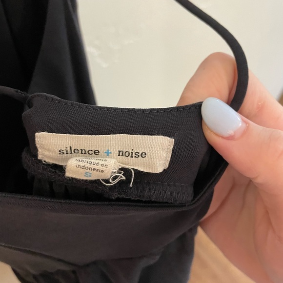 Soft charcoal romper - size small - Picture 3 of 4